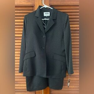 Petit woman’s two piece dress suit